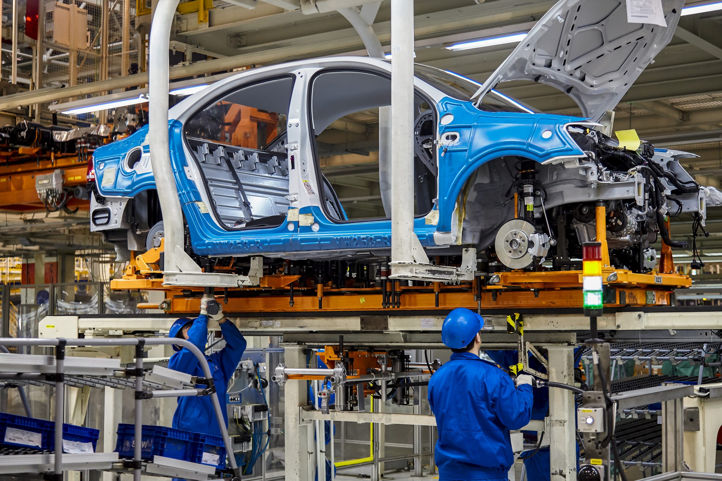 Discrete manufacturing robotics and assembly